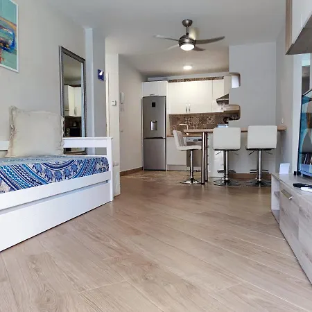 Apartamento Playa De Americas 600mt From The Internet Free *